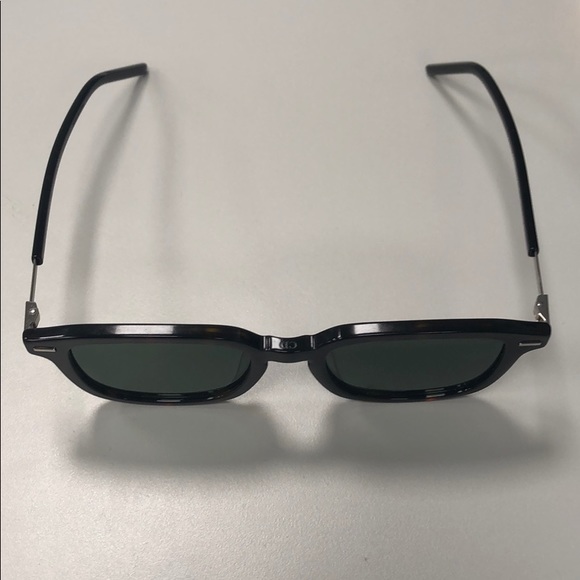 DIORTECHNICITY1F - Picture 1 of 7